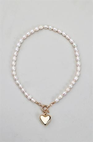 1011 pearl necklace
