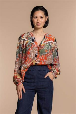 33127-26blouse paisley flowers