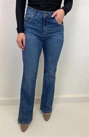 346-895033 leni
