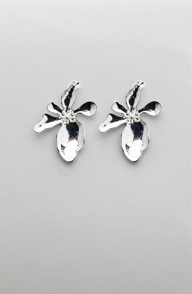815 flower earrings