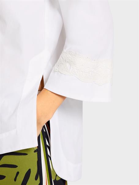 Blouse UC 51.35 W91 E