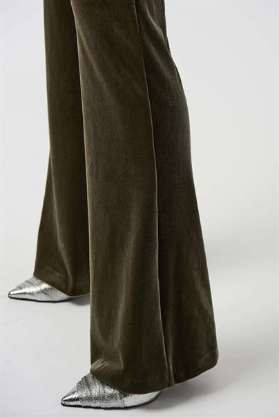 Broek 234289f25