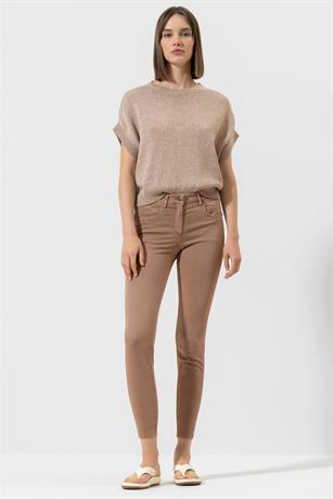 Broek 678494-1883