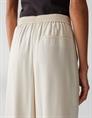 Broek Marou travel