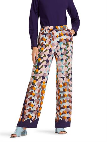 Broek Uc 81.13 w02 a