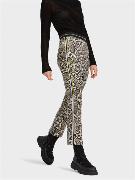Broek Vs 81.28 j34 e