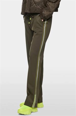 Broek Zs 81.26 j18 b
