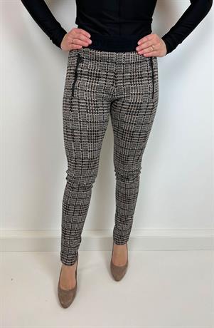 Leggy 9009-628