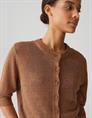 Vest Datina